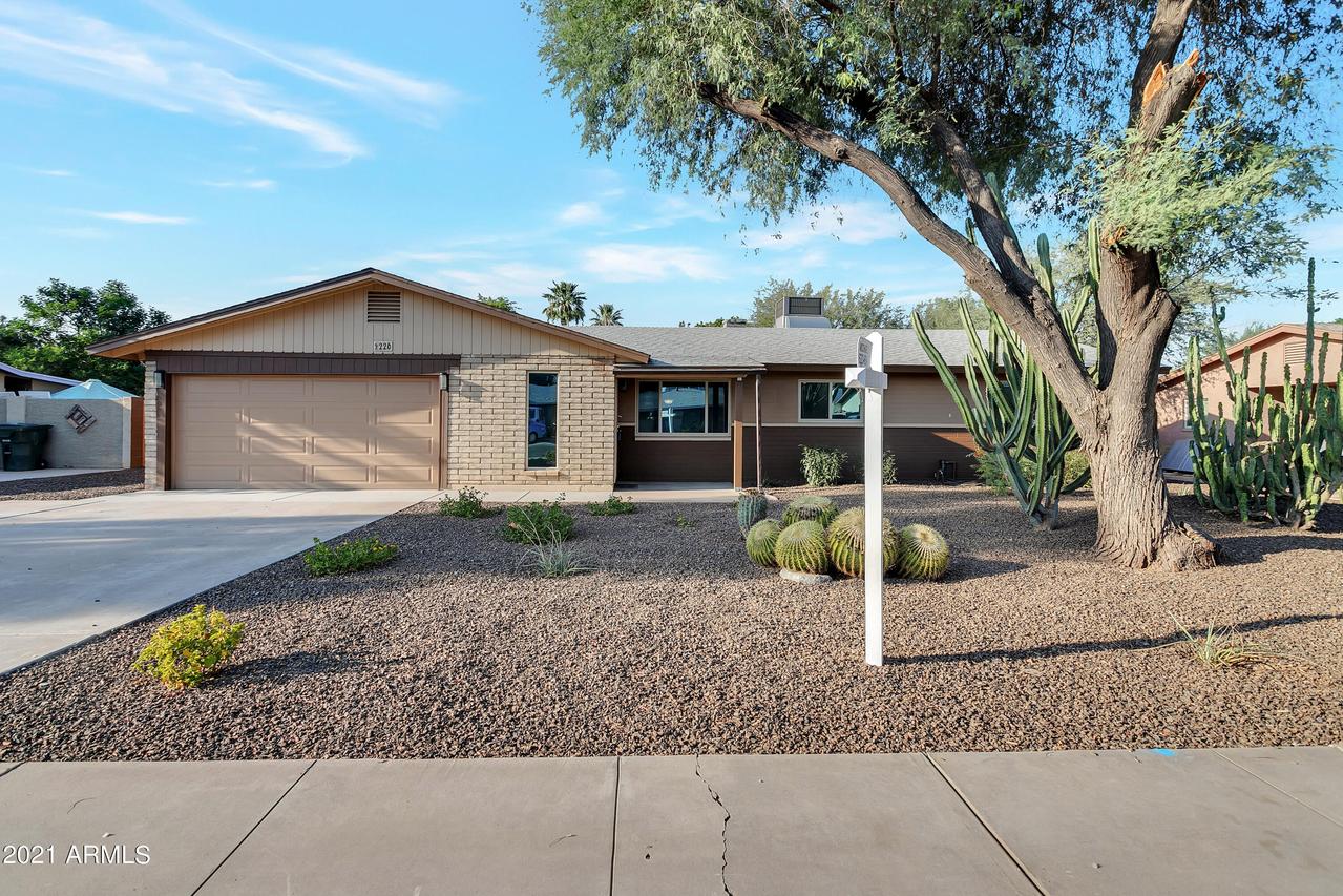 226 E La Vista Dr., Goodyear, AZ 85338