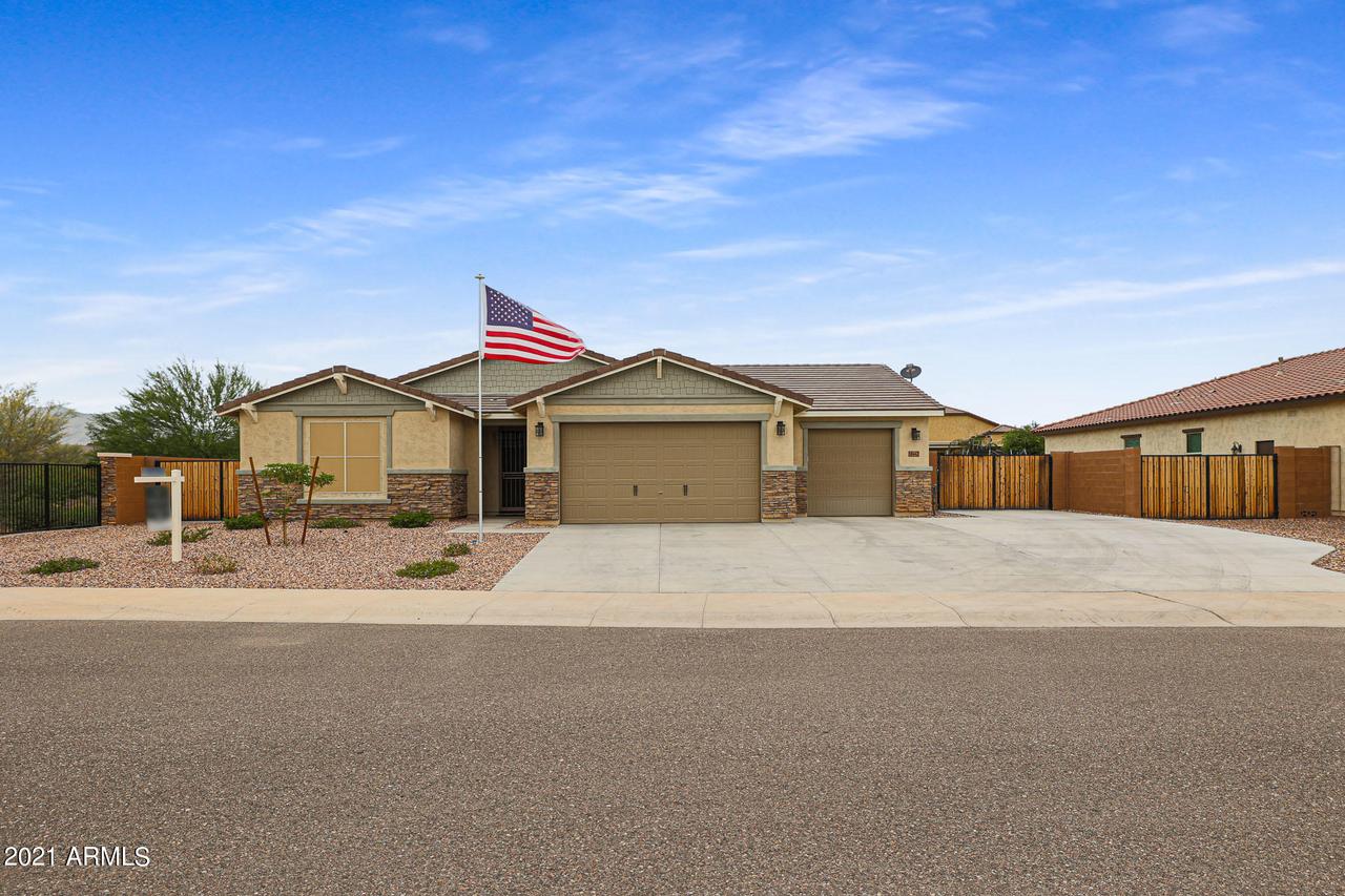 18442 W Meadowbrook Ave., Goodyear, AZ 85395