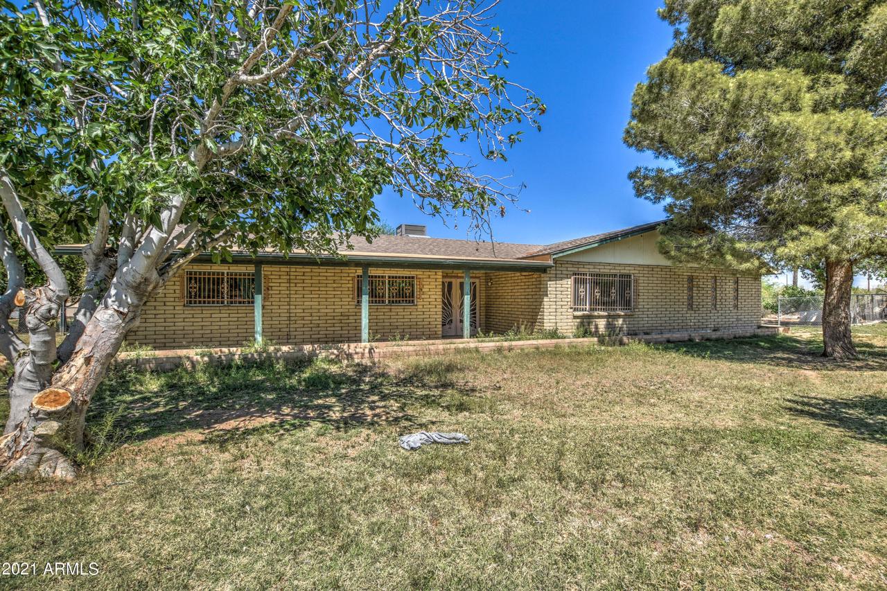 3224 W Carver Rd., Laveen, AZ 85339