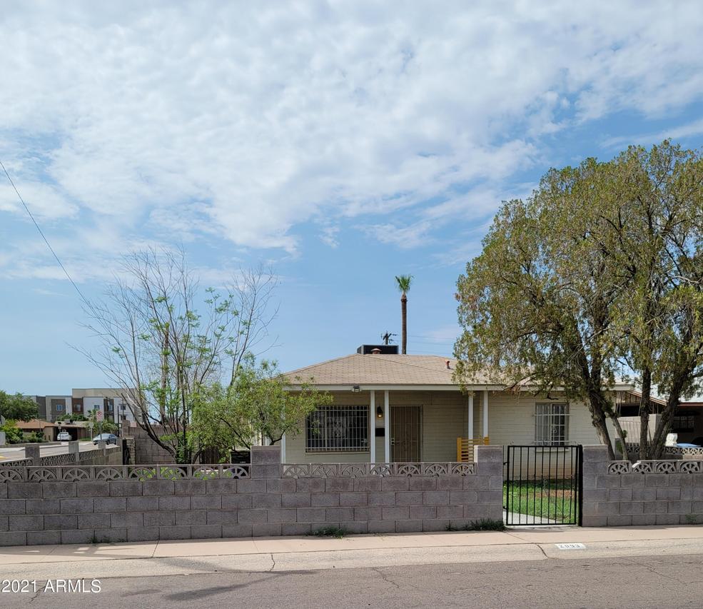 2093 E Don Carlos Ave., Tempe, AZ 85281