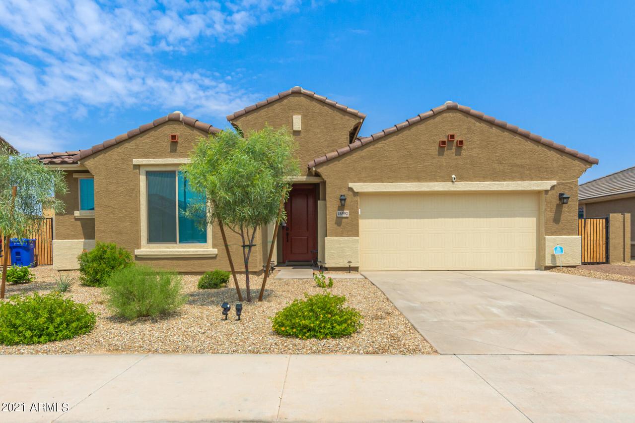 18592 W Foothill Dr., Surprise, AZ 85387