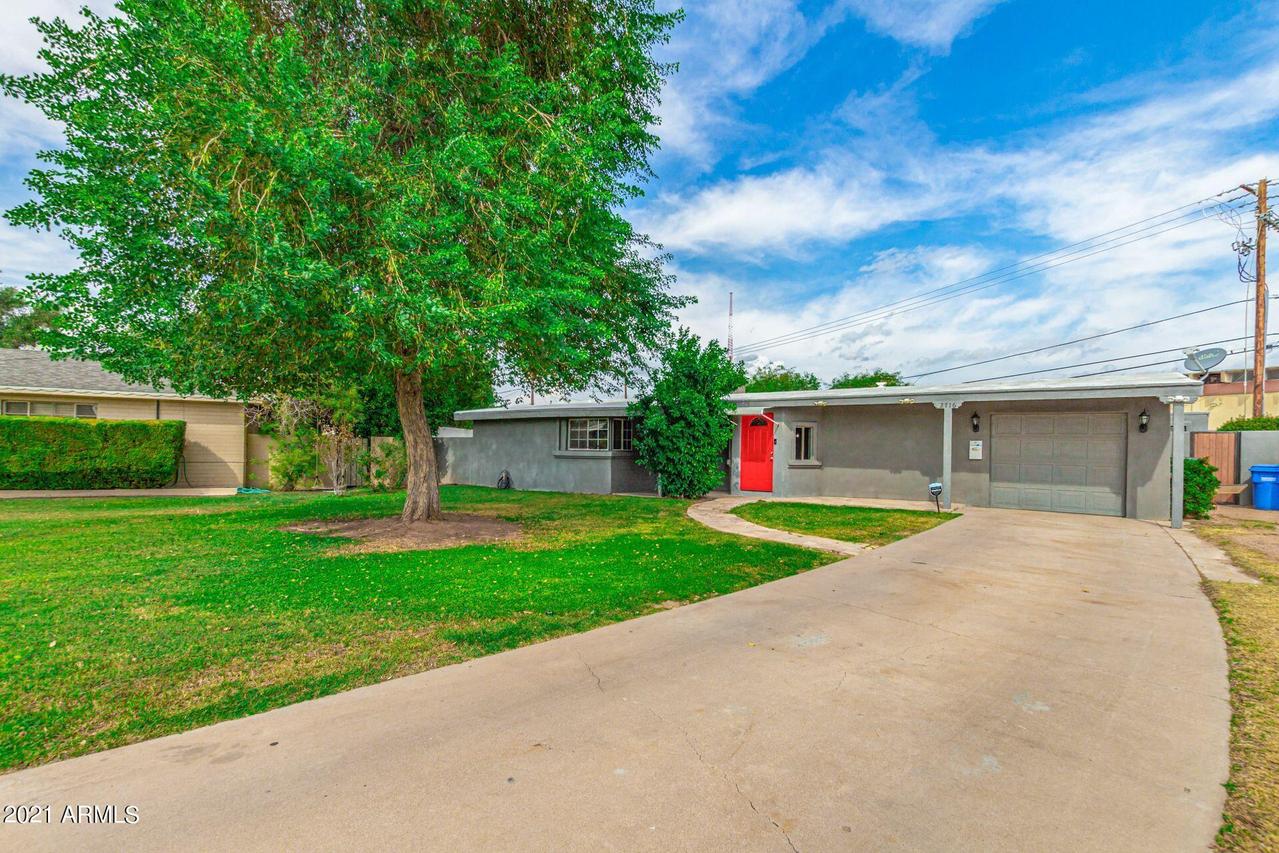 2716 N 38th Pl., Phoenix, AZ 85008