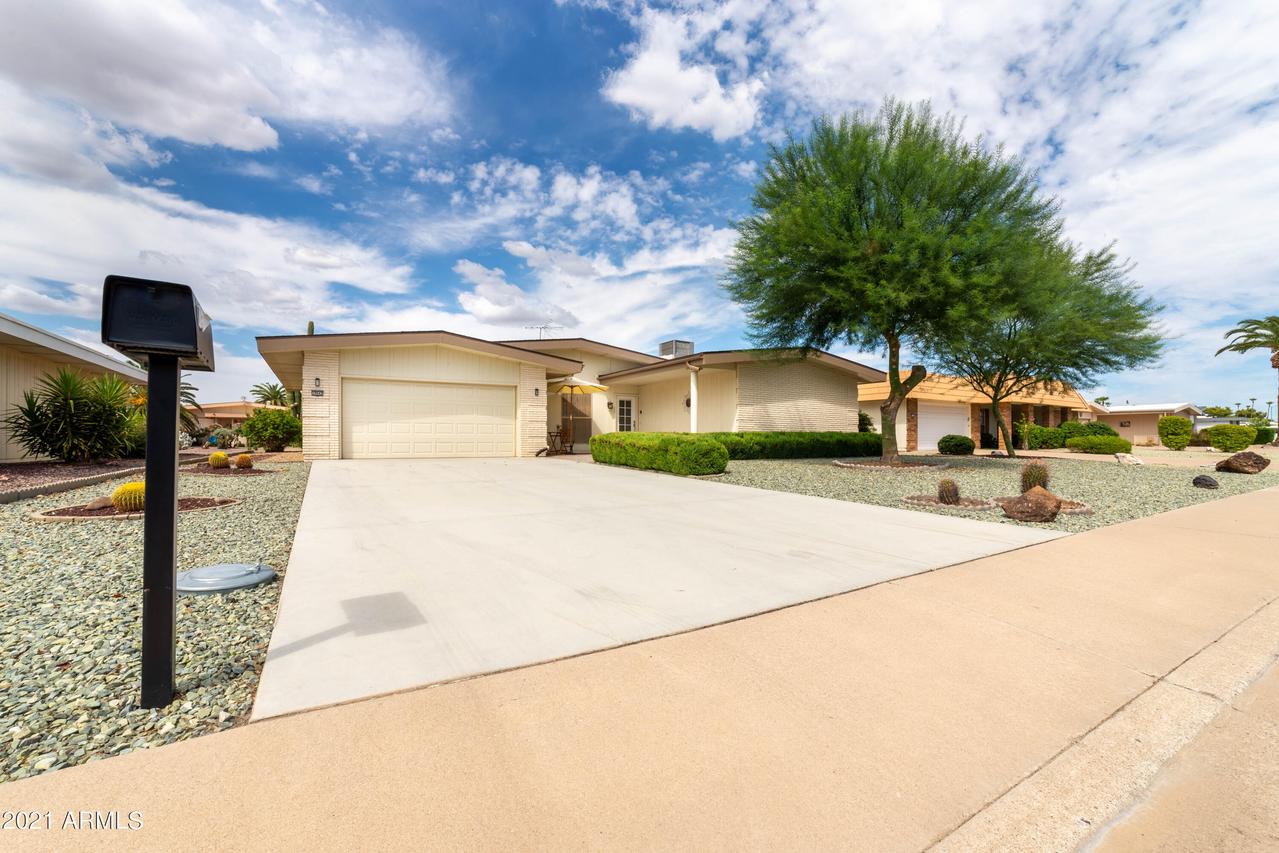 10642 W Boswell Blvd., Sun City, AZ 85373