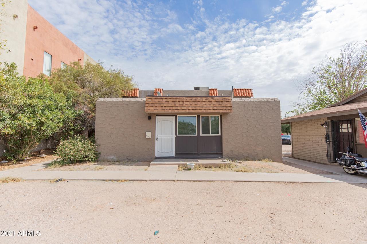 4722 E Belleview St., Phoenix, AZ 85008