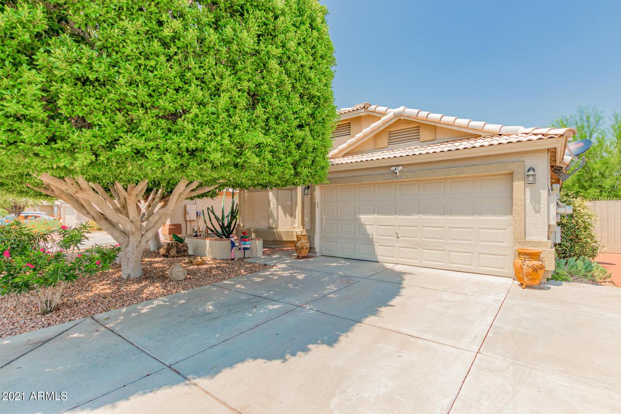 13208 W Desert Ln., Surprise, AZ 85374