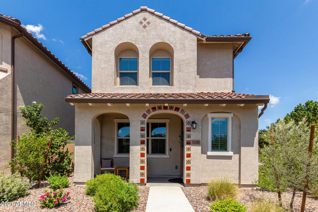 1240 E Weatherby Way, Chandler, AZ 85286