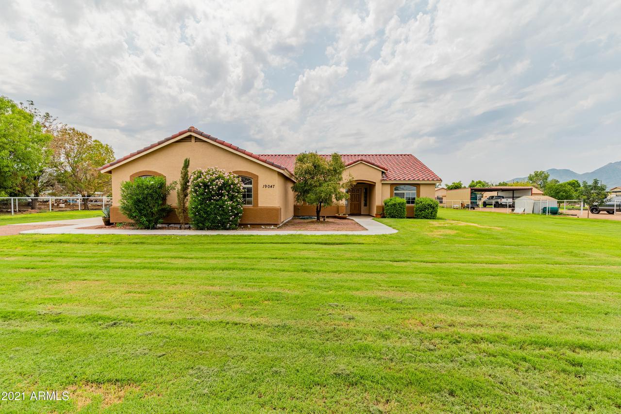 19047 E Sunnydale Dr., Queen Creek, AZ 85142