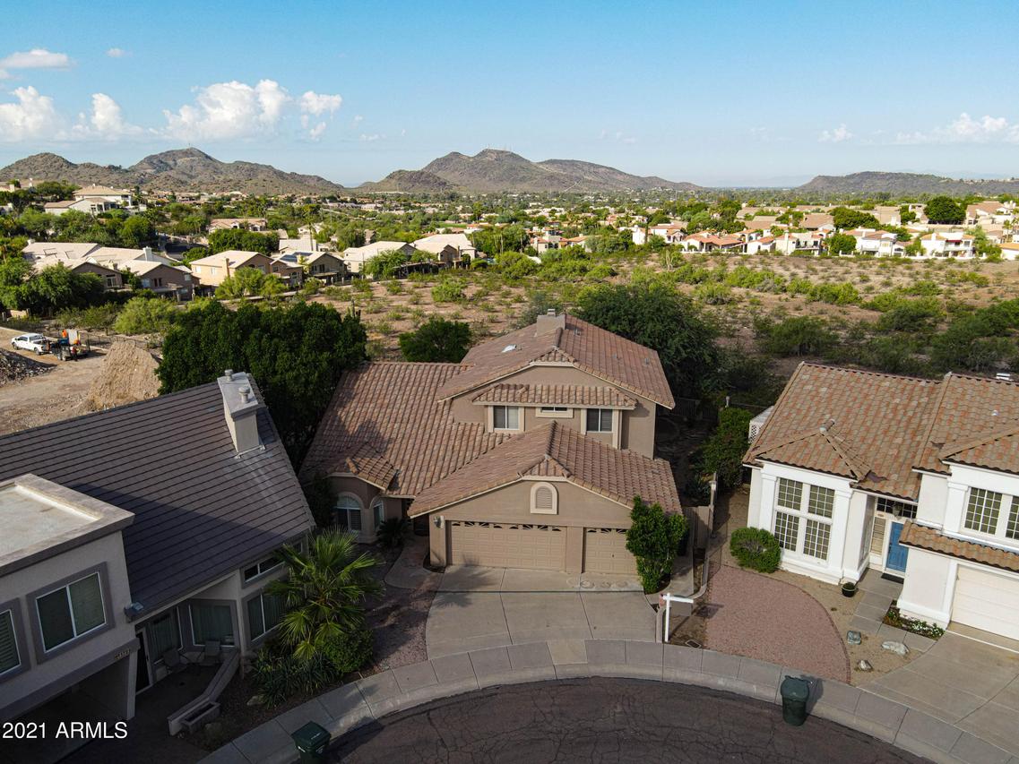 1719 E Gelding Dr., Phoenix, AZ 85022