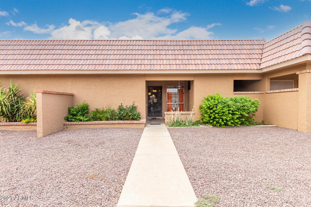 501 W Yukon Dr. #7, Phoenix, AZ 85027