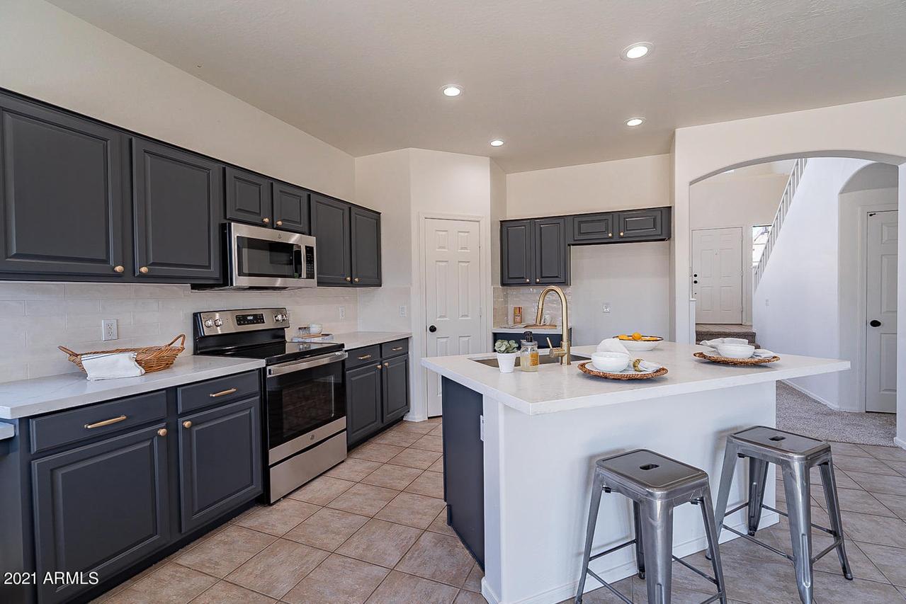 3091 E Morenci Rd., San Tan Valley, AZ 85143