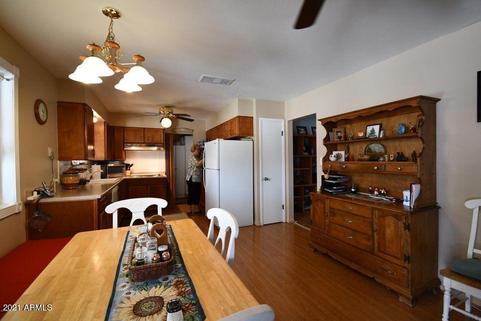 2930 W Keim Dr., Phoenix, AZ 85017