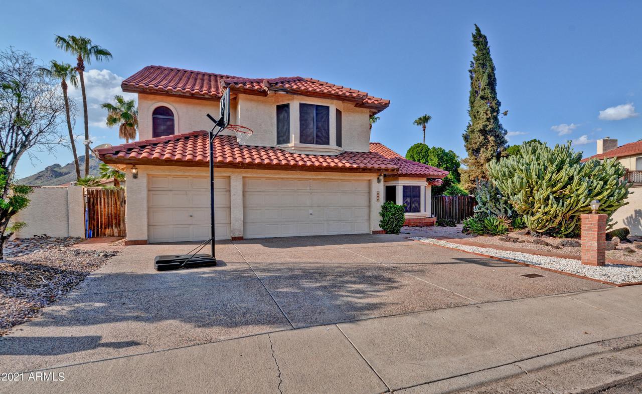 1954 E Sheena Dr., Phoenix, AZ 85022