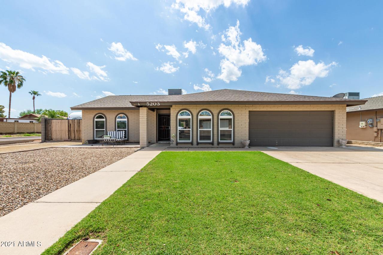 5203 W Wood Dr., Glendale, AZ 85304