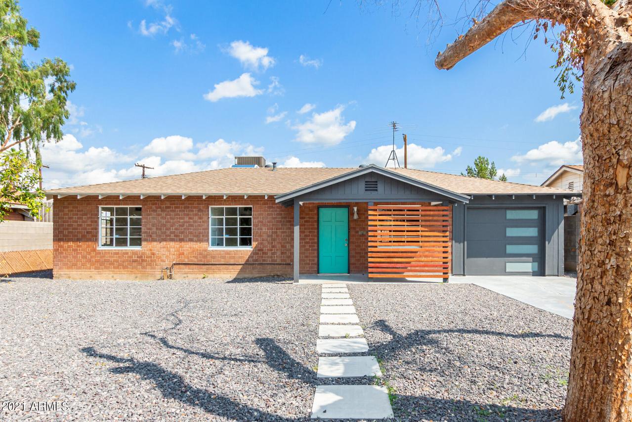 2242 W Weldon Ave., Phoenix, AZ 85015