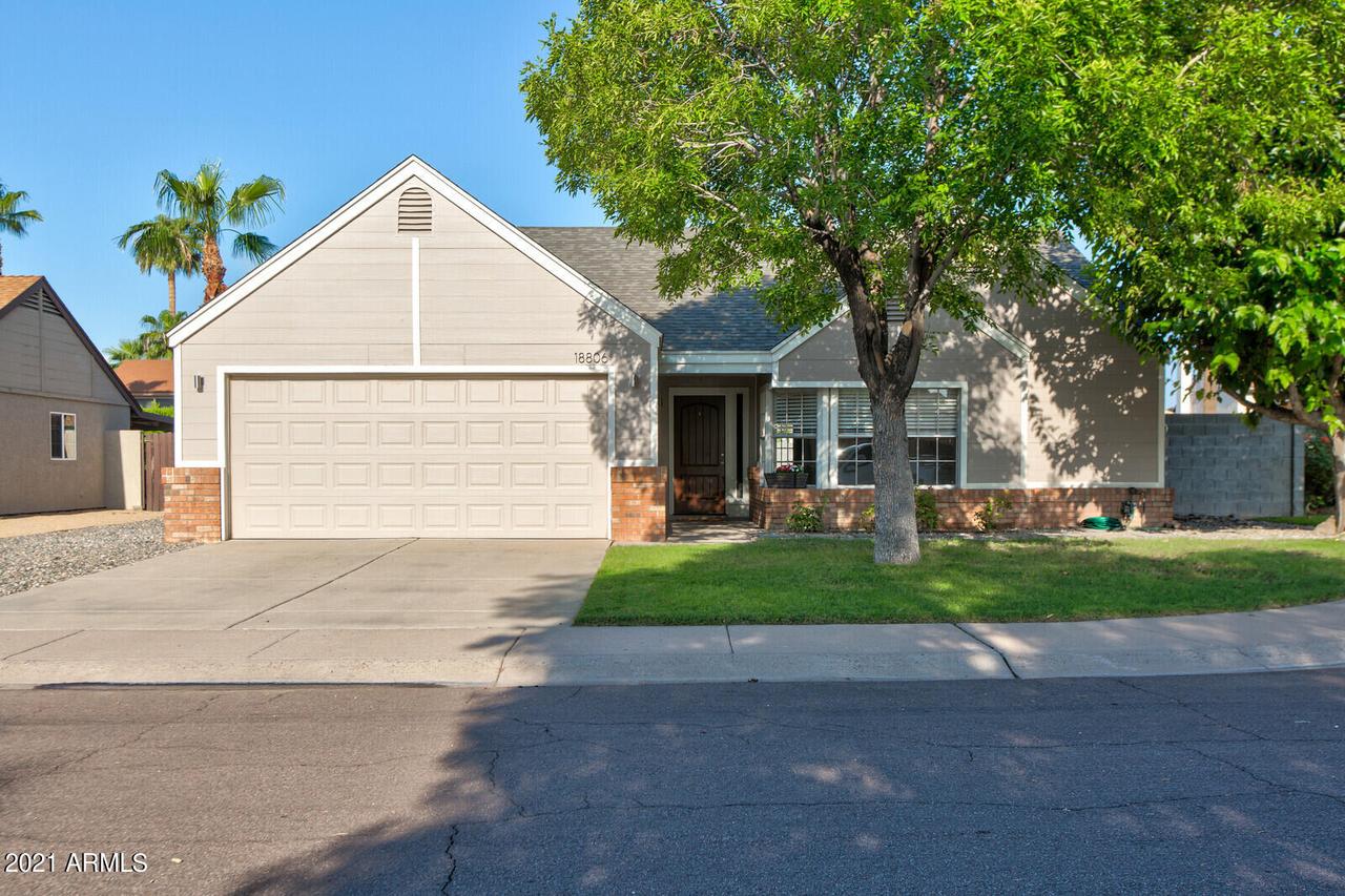 18806 N 49th Dr., Glendale, AZ 85308