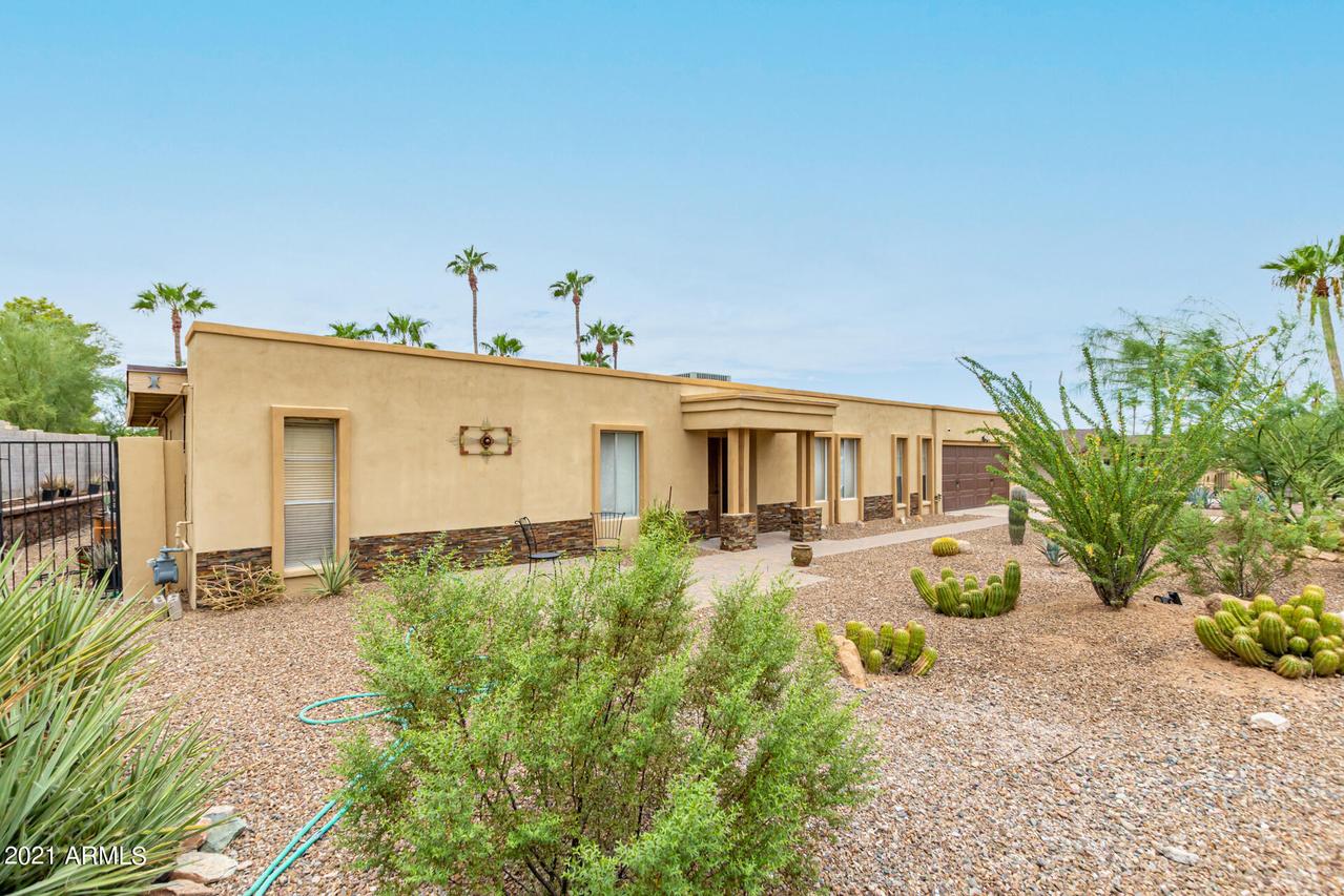 9410 N 36th St., Phoenix, AZ 85028