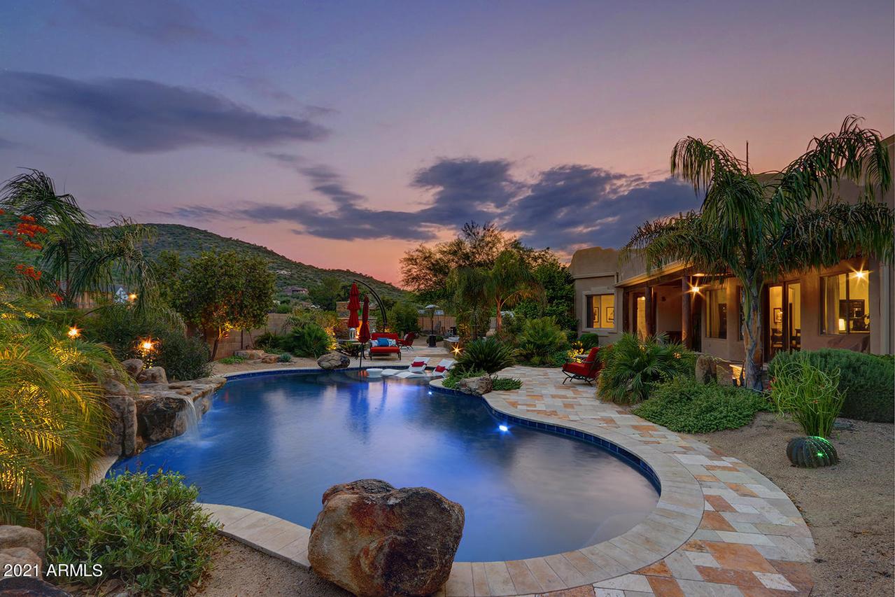 2731 W Desert Ranch Rd., Phoenix, AZ 85086