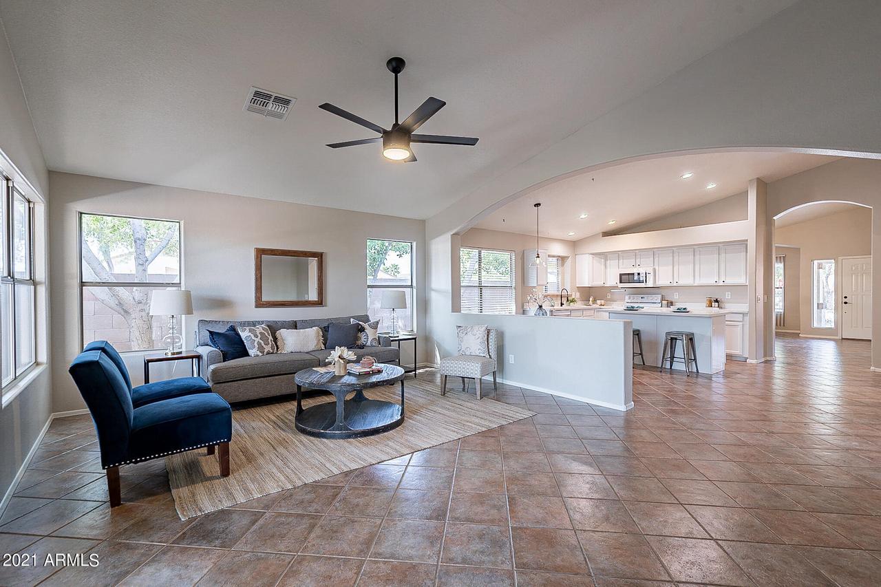 12817 W Wilshire Dr., Avondale, AZ 85323