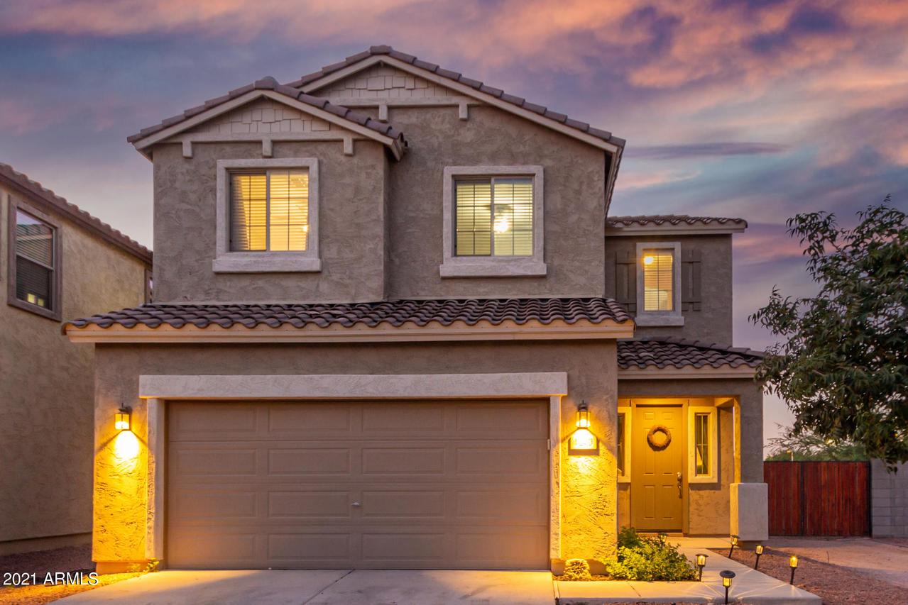 1240 E Taylor Tr., San Tan Valley, AZ 85143