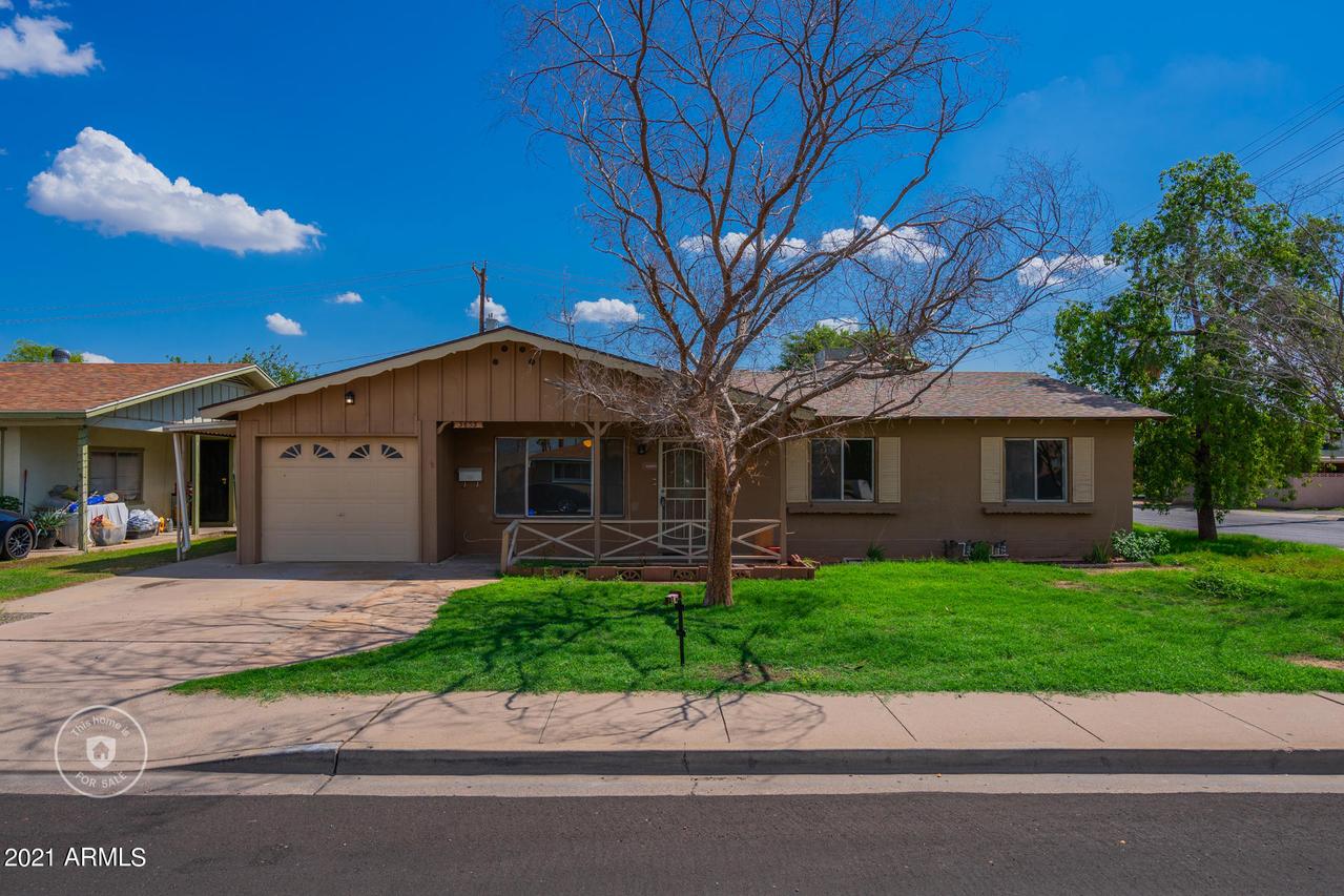 3653 W Rose Ln., Phoenix, AZ 85019