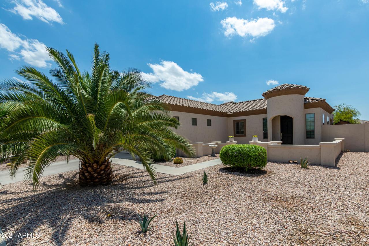 25217 W Parkside Ln., Buckeye, AZ 85326