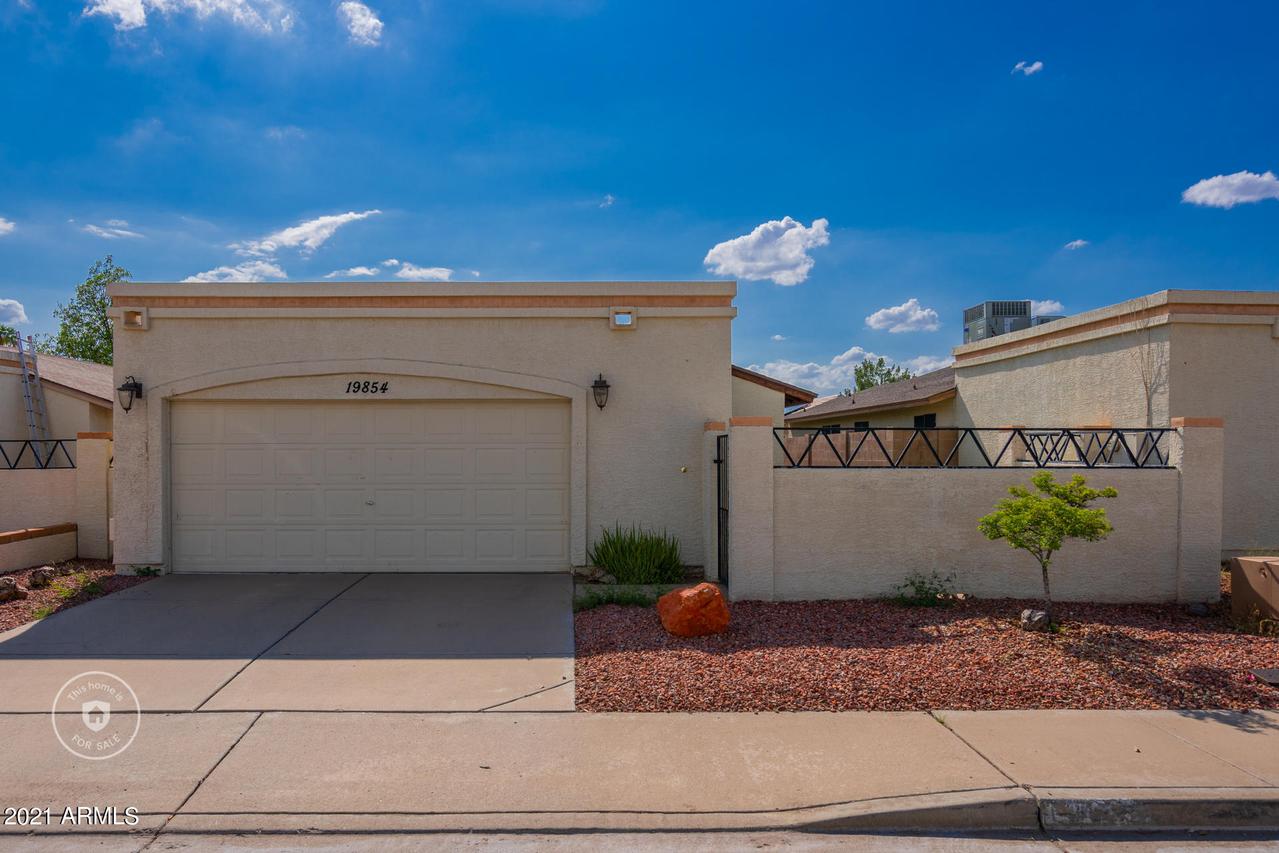 19854 N 48th Ln., Glendale, AZ 85308