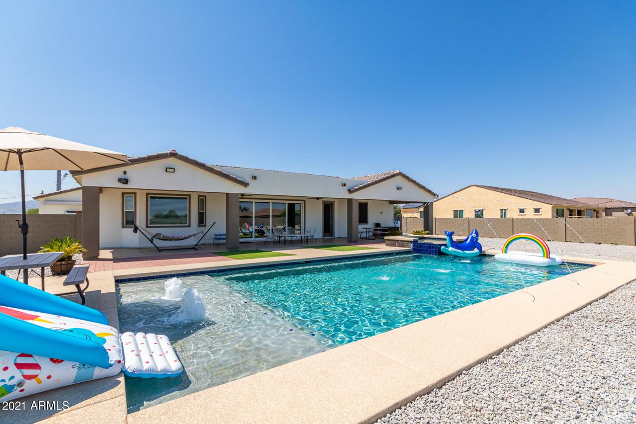 6009 N 175th Ave., Waddell, AZ 85355