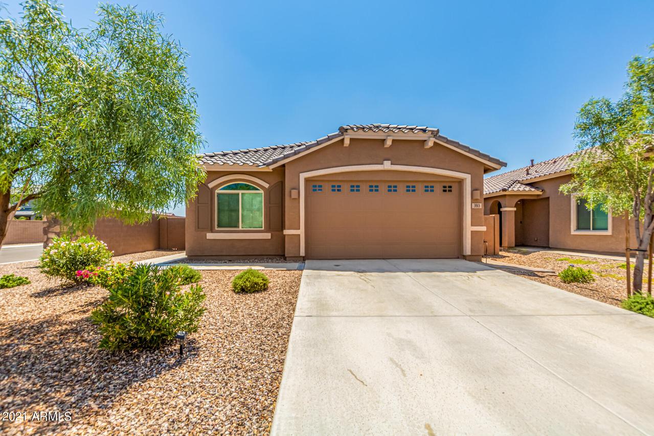 393 W Tamarack Dr., San Tan Valley, AZ 85140