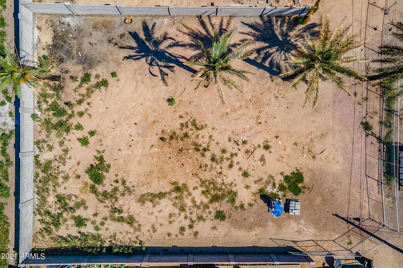 8054 S Cll Moctezuma #13, Guadalupe, AZ 85283