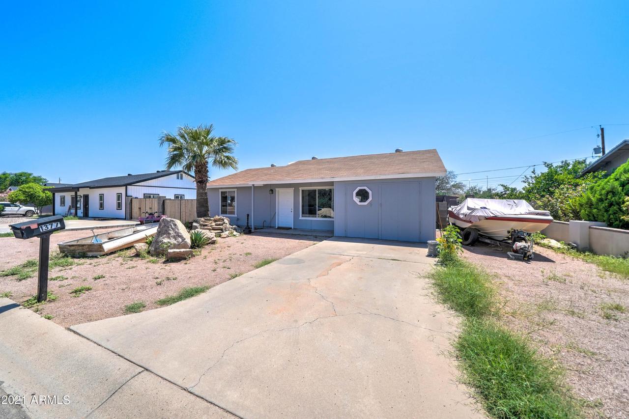 1377 E 29th Ave., Apache Junction, AZ 85219