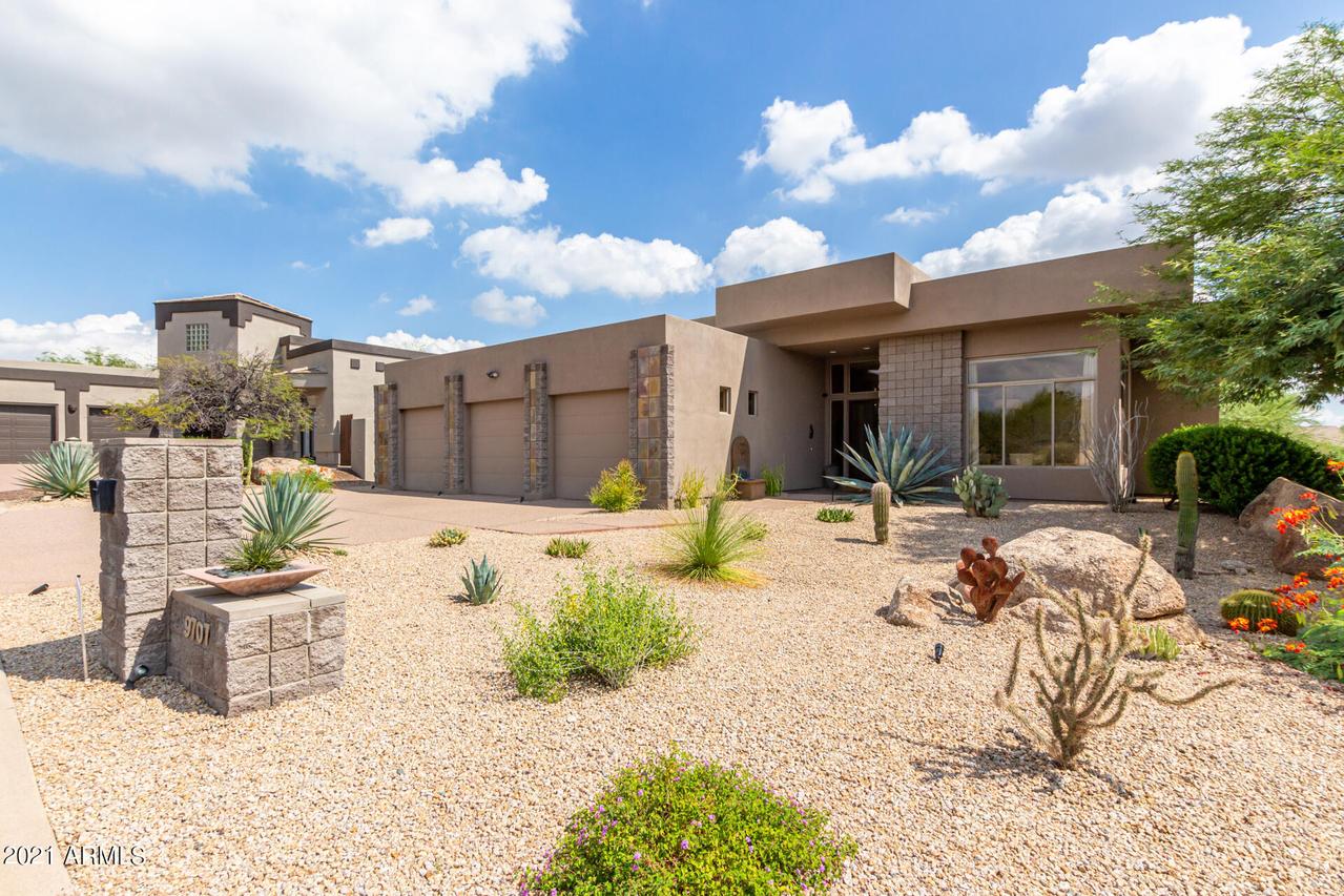 9707 E Cinder Cone Tr., Scottsdale, AZ 85262