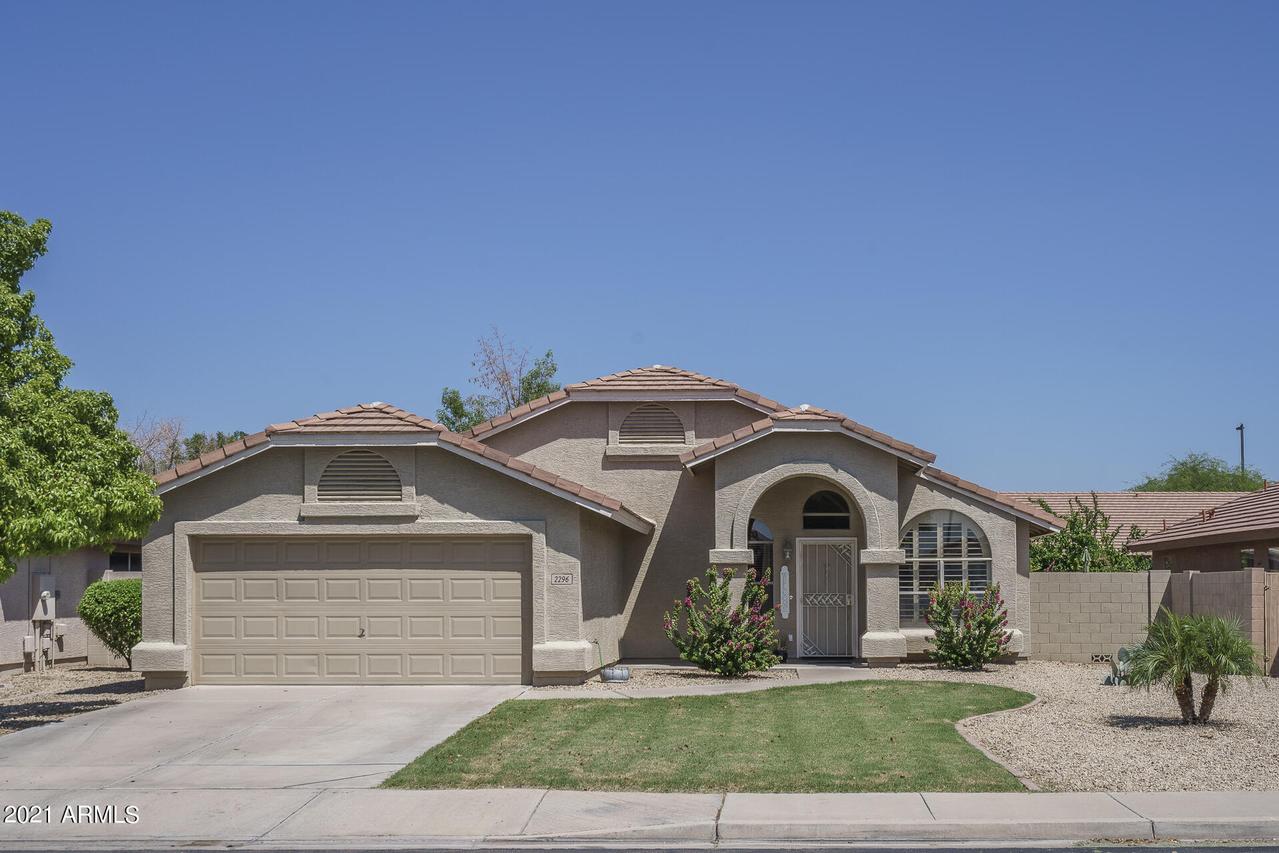 2296 E Willow Wick Rd., Gilbert, AZ 85296