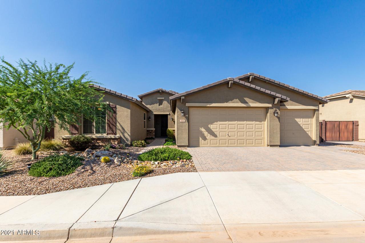 814 W Gum Tree Ave., Queen Creek, AZ 85140