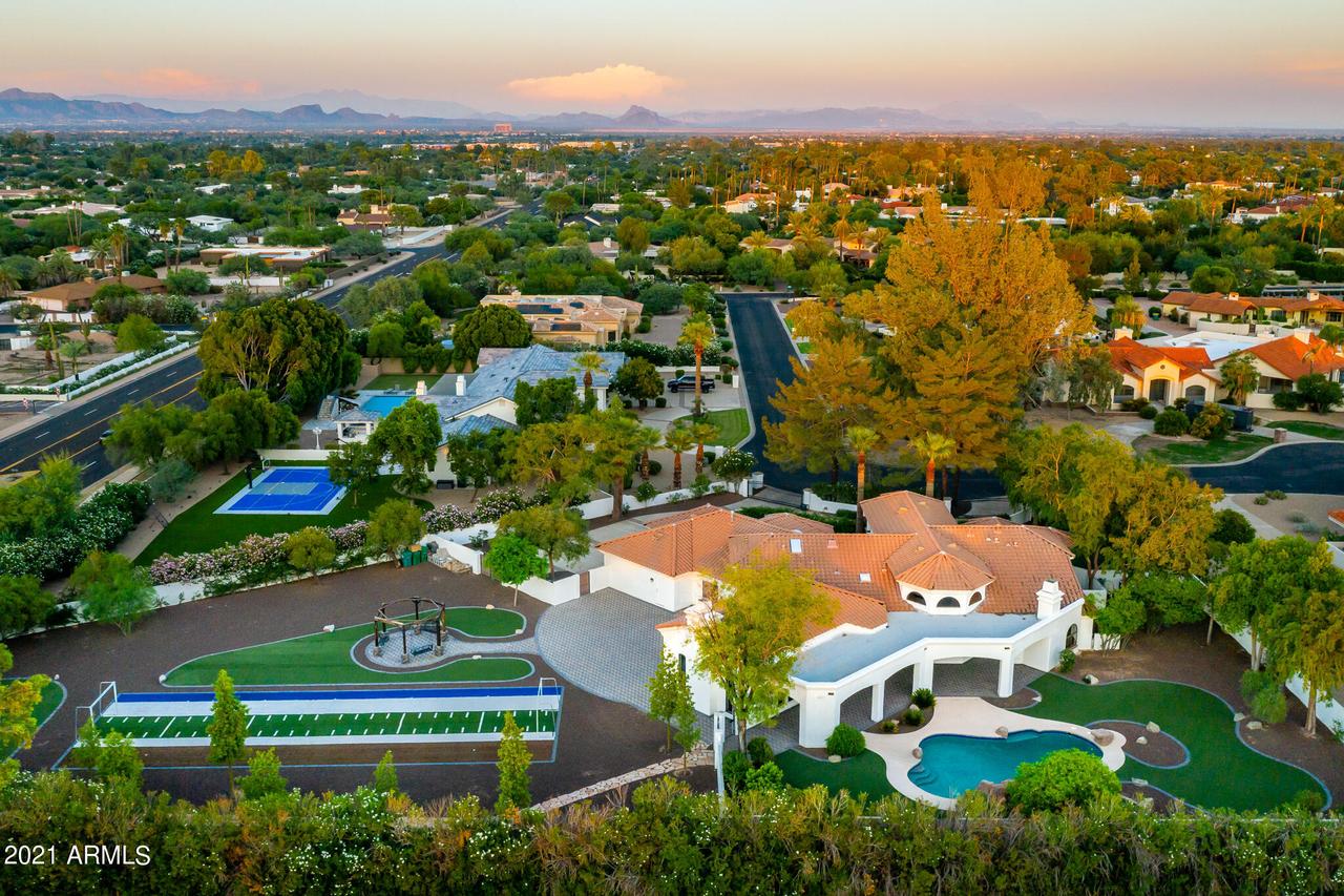 5910 E Stella Ln., Paradise Valley, AZ 85253