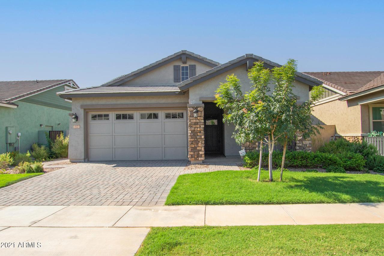 3527 E Arabian Dr Dr., Gilbert, AZ 85296