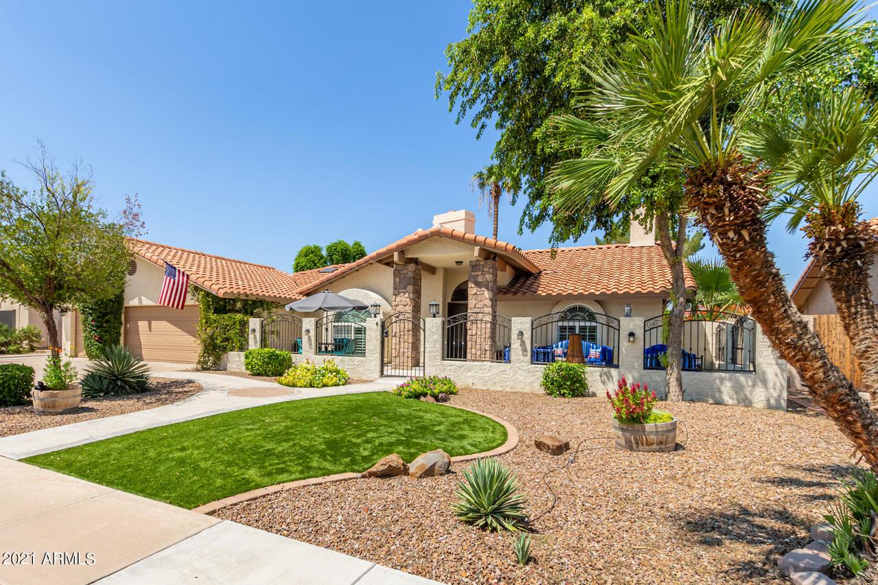 942 E Verde Ln., Tempe, AZ 85284