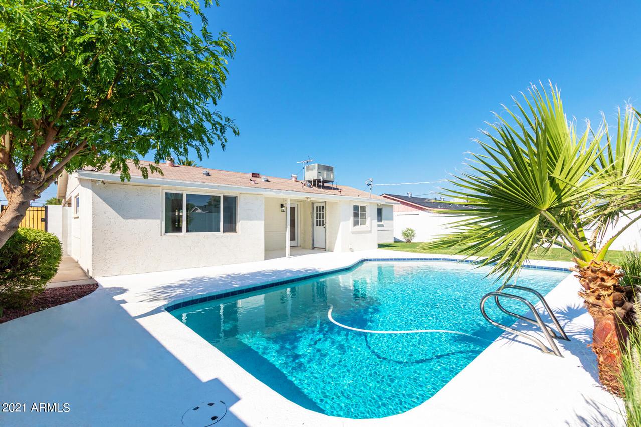 6901 E Moreland St., Scottsdale, AZ 85257