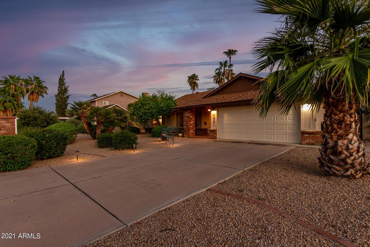 4631 E Beverly Ln., Phoenix, AZ 85032