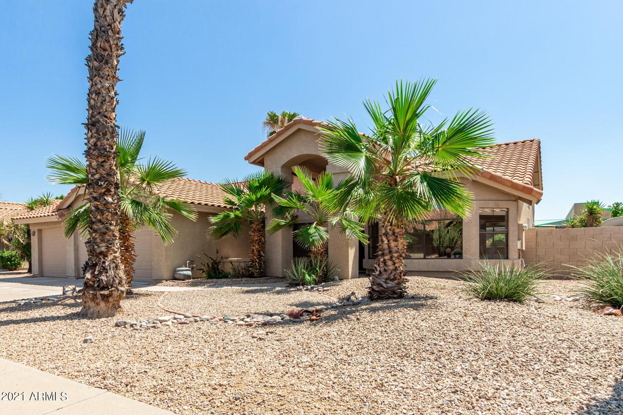 5335 E Grovers Ave., Scottsdale, AZ 85254