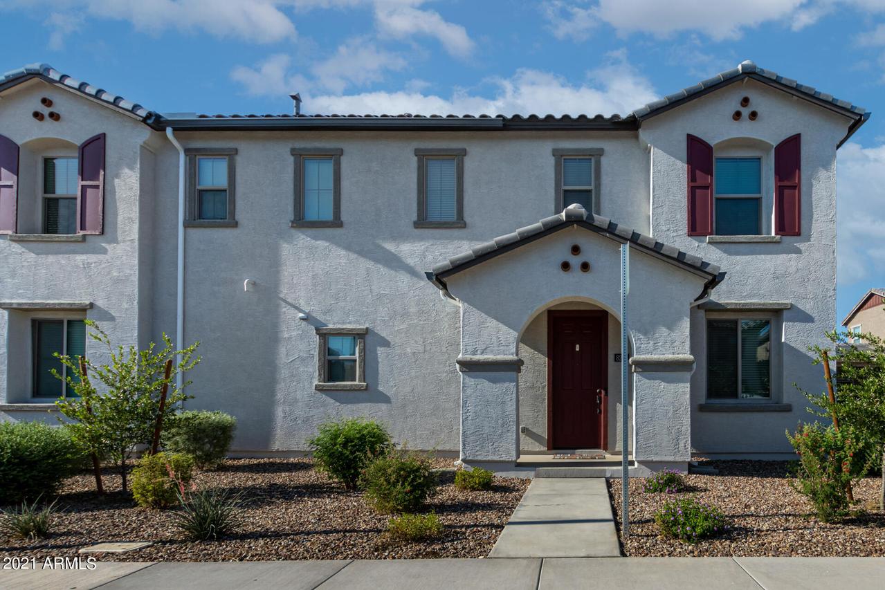 8218 E Inverness Ave., Mesa, AZ 85209