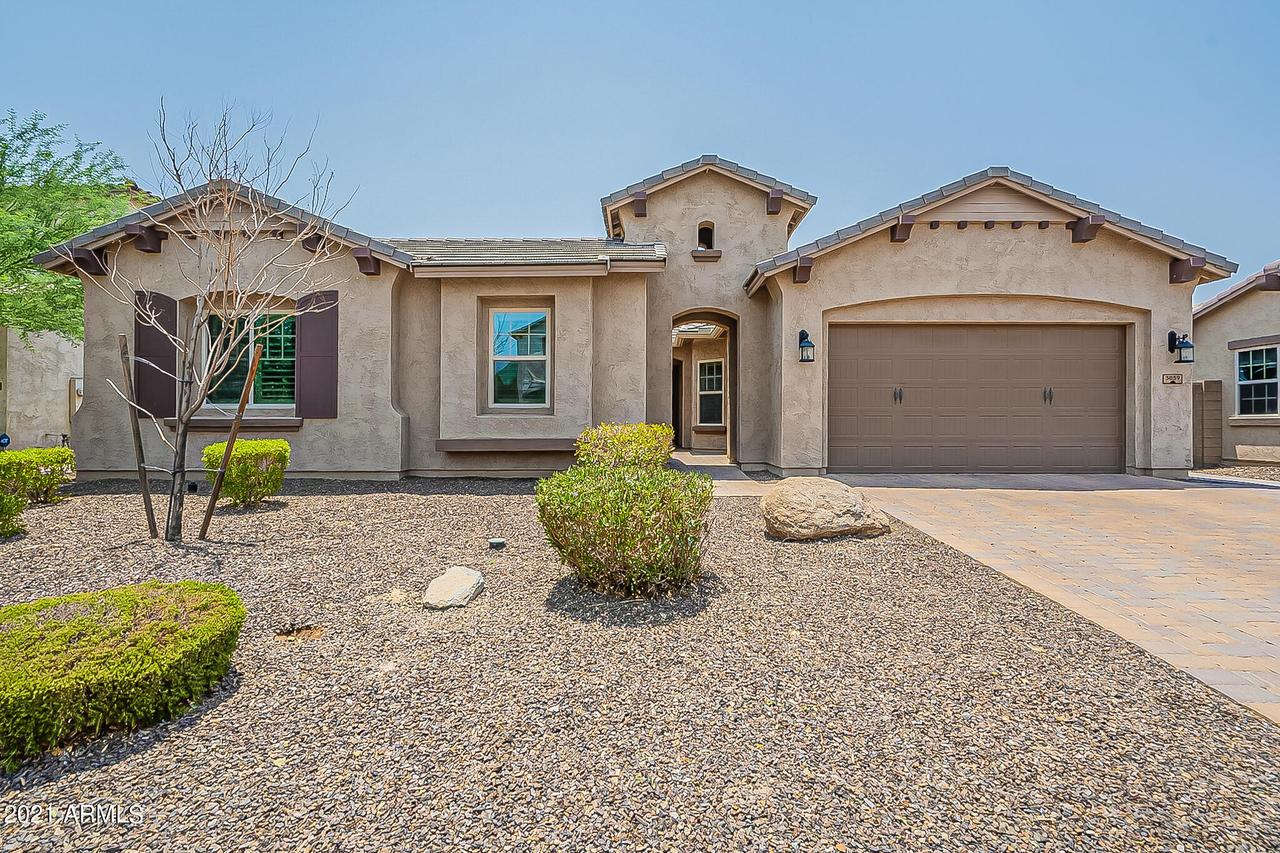 3059 E Longhorn Dr., Gilbert, AZ 85297