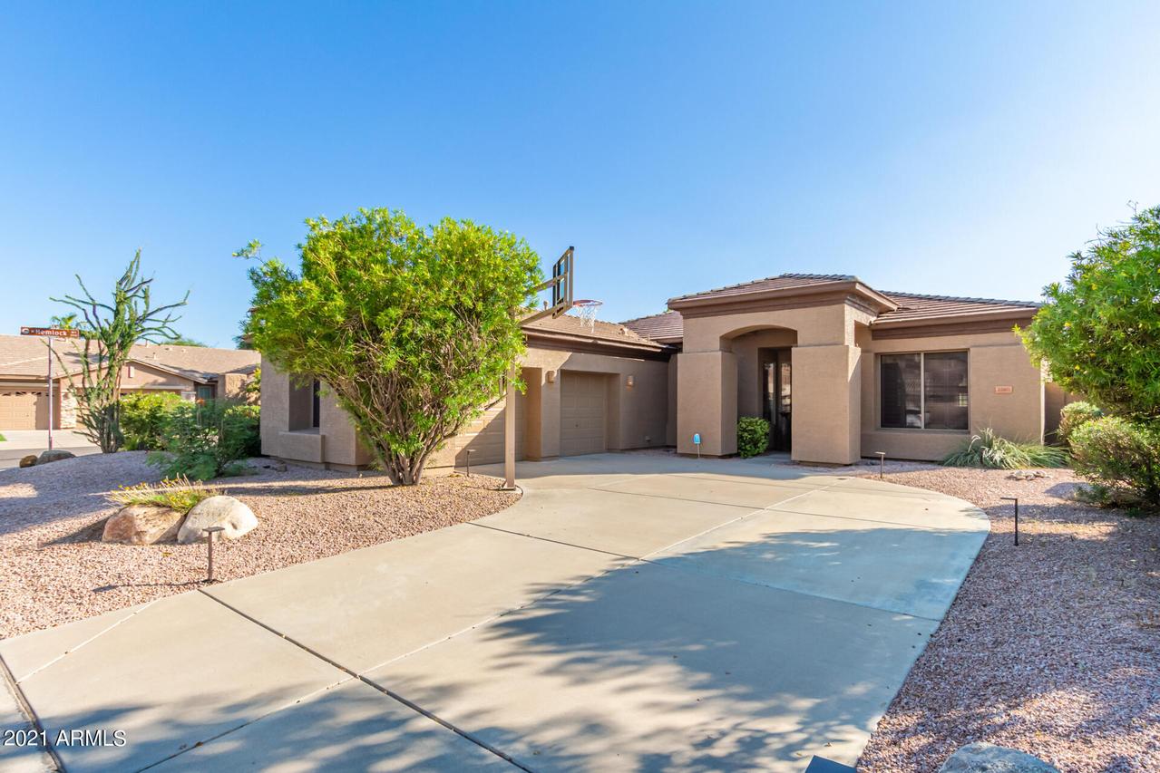 3760 S Camellia Pl., Chandler, AZ 85248