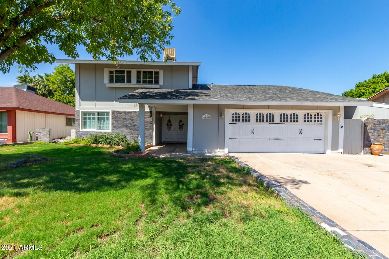 4132 W Gelding Dr., Phoenix, AZ 85053