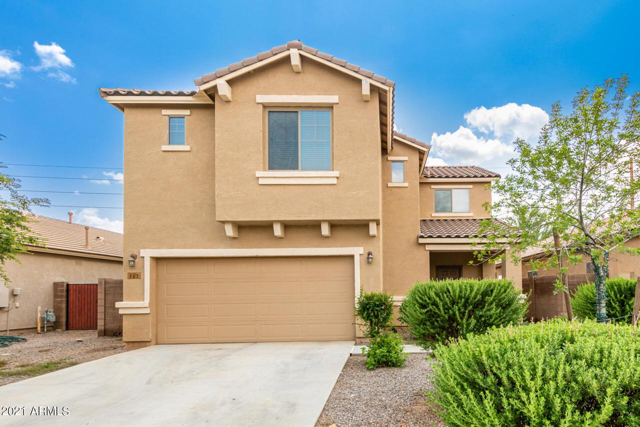 117 W Burkhalter Dr., San Tan Valley, AZ 85143