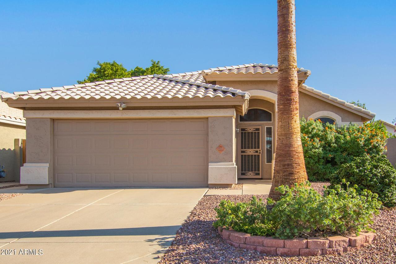 6621 W Crest Ln., Glendale, AZ 85310