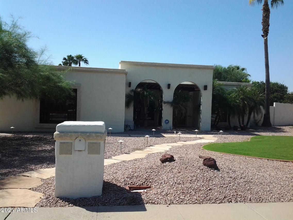 13228 N 1st Pl., Phoenix, AZ 85022
