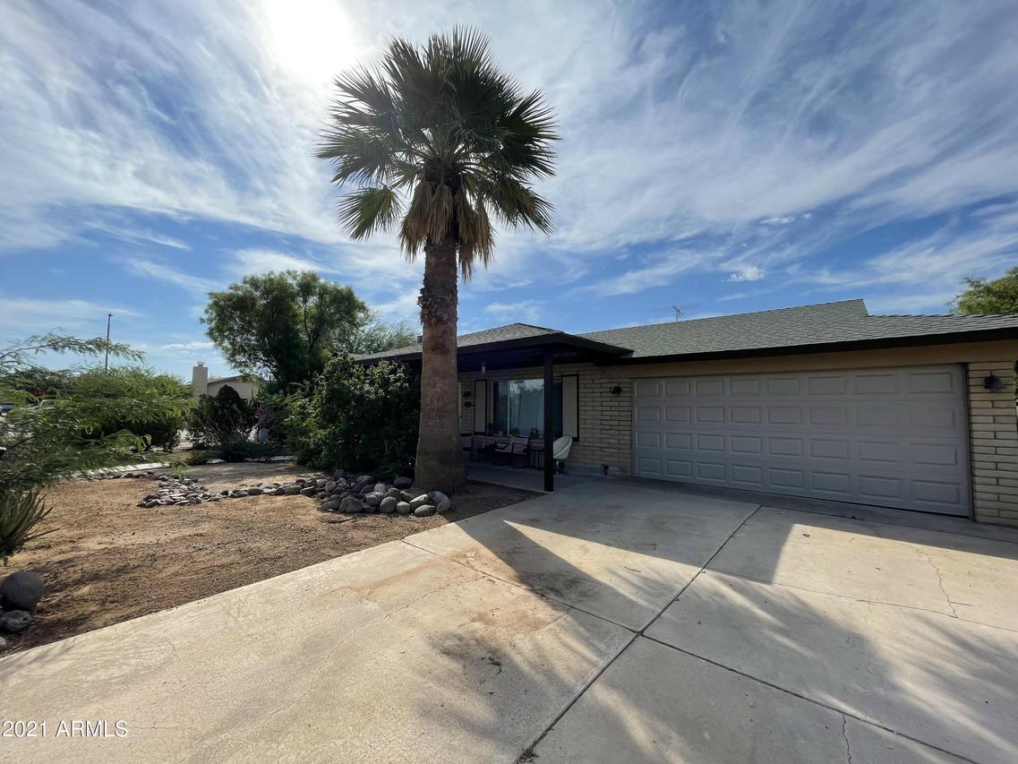 2101 W Kimberly Way, Phoenix, AZ 85027