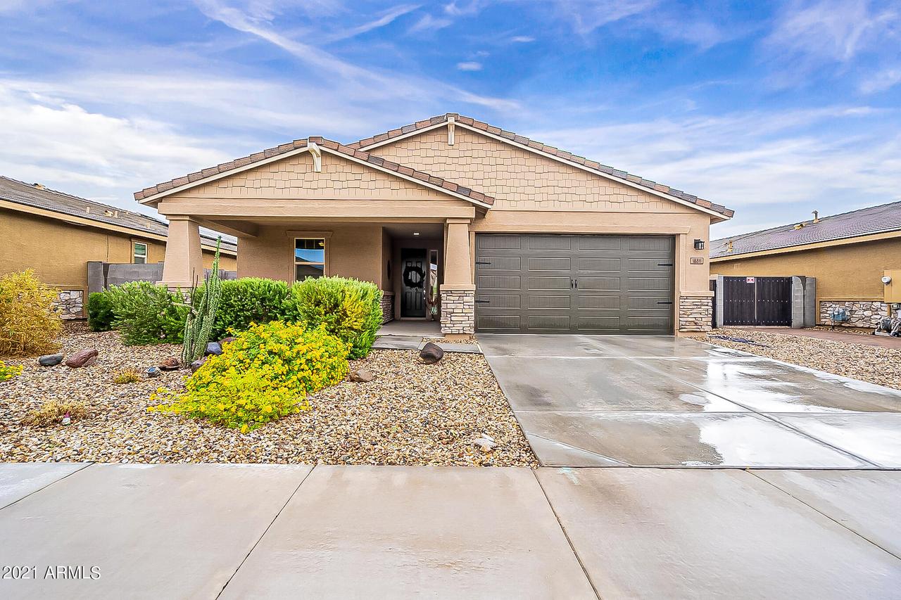 18811 W Shangri La Rd., Surprise, AZ 85388