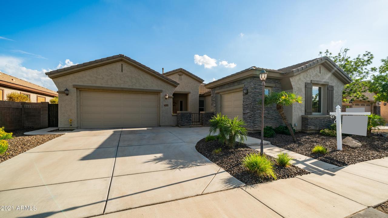 2085 E Crescent Pl., Chandler, AZ 85249