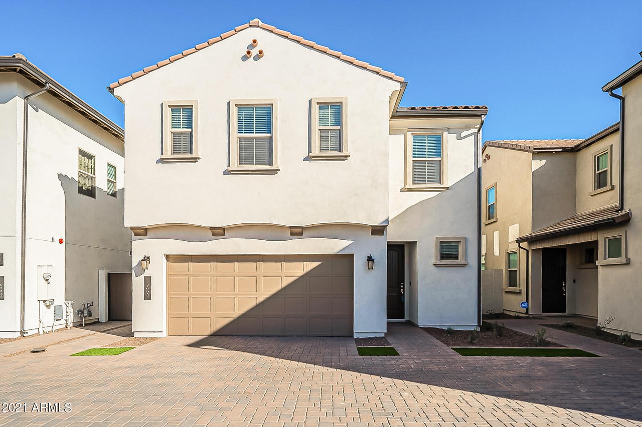 1703 S Wallrade Ln., Gilbert, AZ 85295
